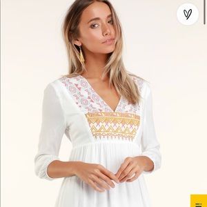 NWOT/Never Worn! Lulu’s Sunflower White Embroidered Babydoll Dress!